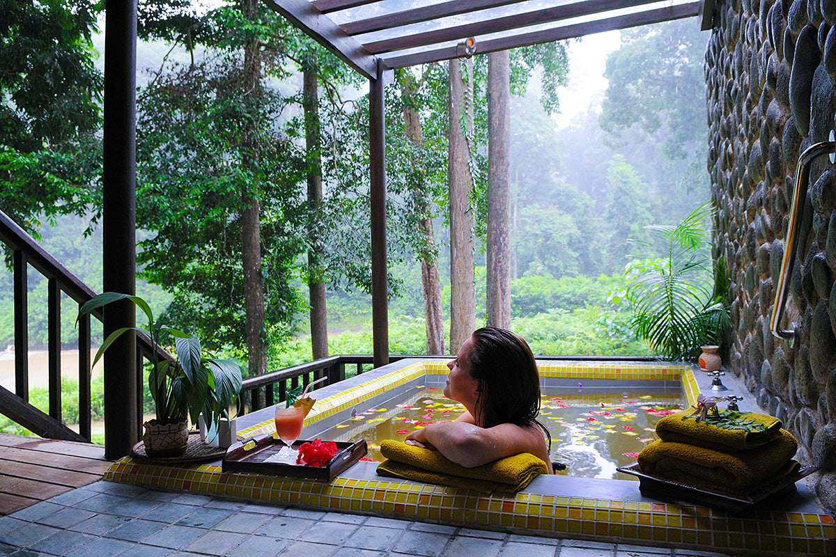 Deluxe Chalet Jungle View Outdoor Tub - Borneo Rainforest Lodge Danum Valley